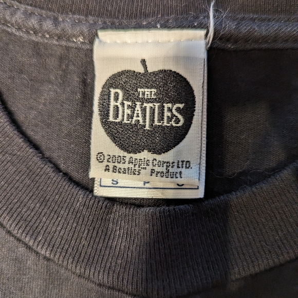 The Beatles Band Tshirt - Picture 2 of 3